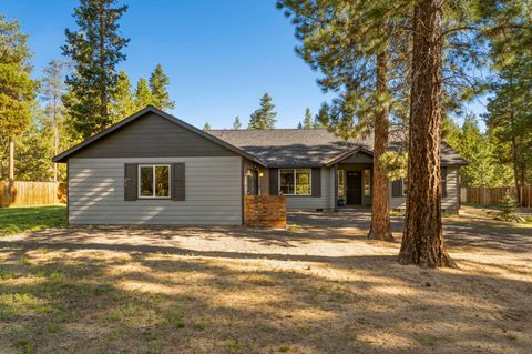 Tiny photo for 16050 Dick Road, La Pine, OR 97739 (MLS # 220221056)
