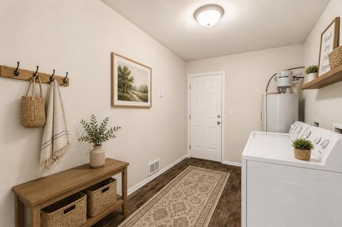 Tiny photo for 16050 Dick Road, La Pine, OR 97739 (MLS # 220221056)