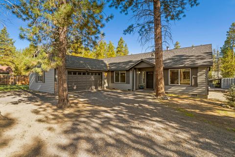 Tiny photo for 16050 Dick Road, La Pine, OR 97739 (MLS # 220221056)