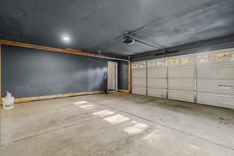 Tiny photo for 16050 Dick Road, La Pine, OR 97739 (MLS # 220221056)