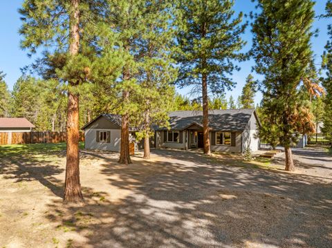 Tiny photo for 16050 Dick Road, La Pine, OR 97739 (MLS # 220221056)