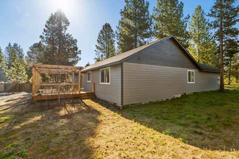 Tiny photo for 16050 Dick Road, La Pine, OR 97739 (MLS # 220221056)