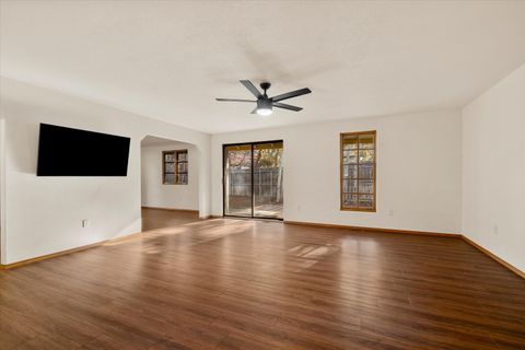 Tiny photo for 1843 SE Moorwood Court, Bend, OR 97702 (MLS # 220213882)