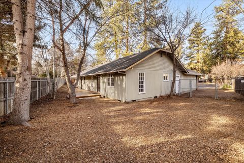 Tiny photo for 1843 SE Moorwood Court, Bend, OR 97702 (MLS # 220213882)