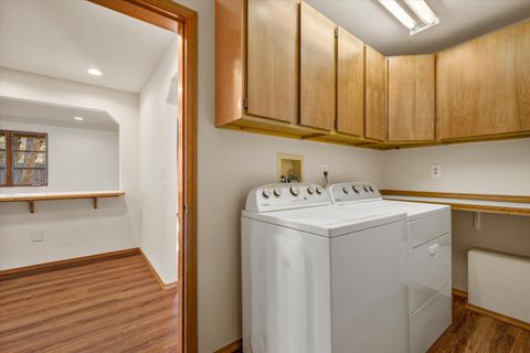 Tiny photo for 1843 SE Moorwood Court, Bend, OR 97702 (MLS # 220213882)