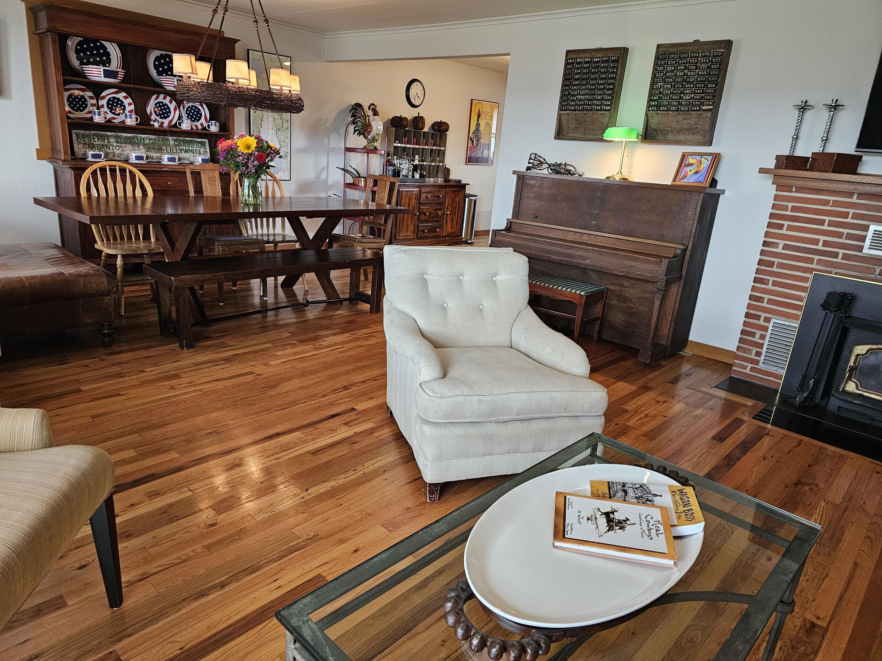 Klamath Country - Farm