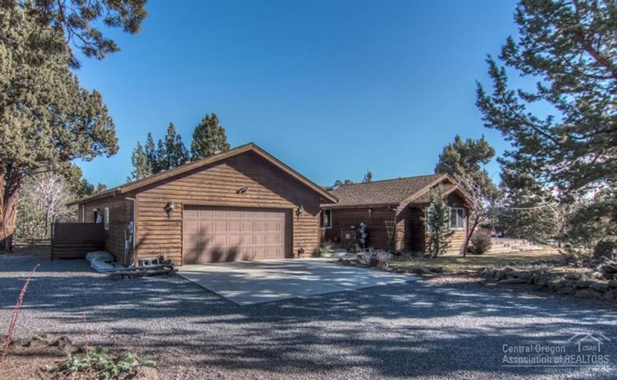 Your family retreat in the heart of Boonesborough. Single-level open-concept home offers 4 bdrms+separate office. The kitchen takes center stage! Gourmet paradise offering extensive lighting, quartz countertops, 2 SS sinks, large center island w/bar seating & a completely separate prep area. Master suite separate from other rooms with huge walk-in & dble vanity. Outside offers expansive decking for entertaining, in-ground trampoline & custom volleyball court. Circular drive. No detail overlooked!