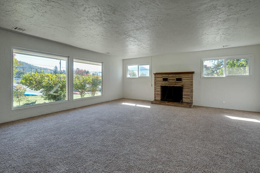 Moss Addition To Grants Pass - Residential