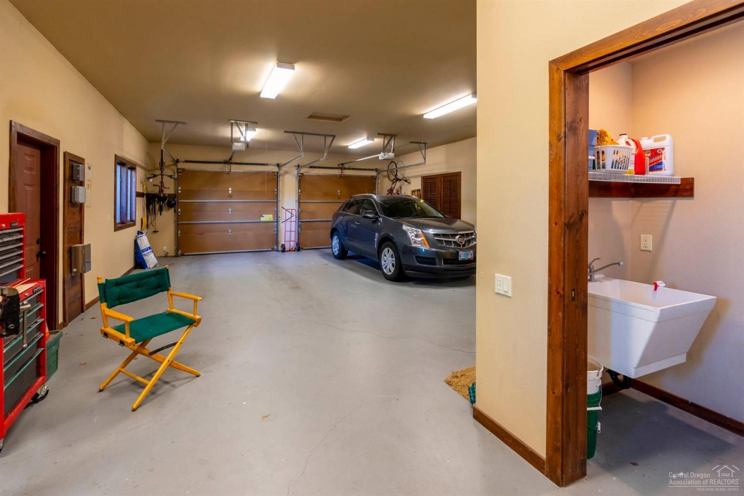 Broken Top - Residential