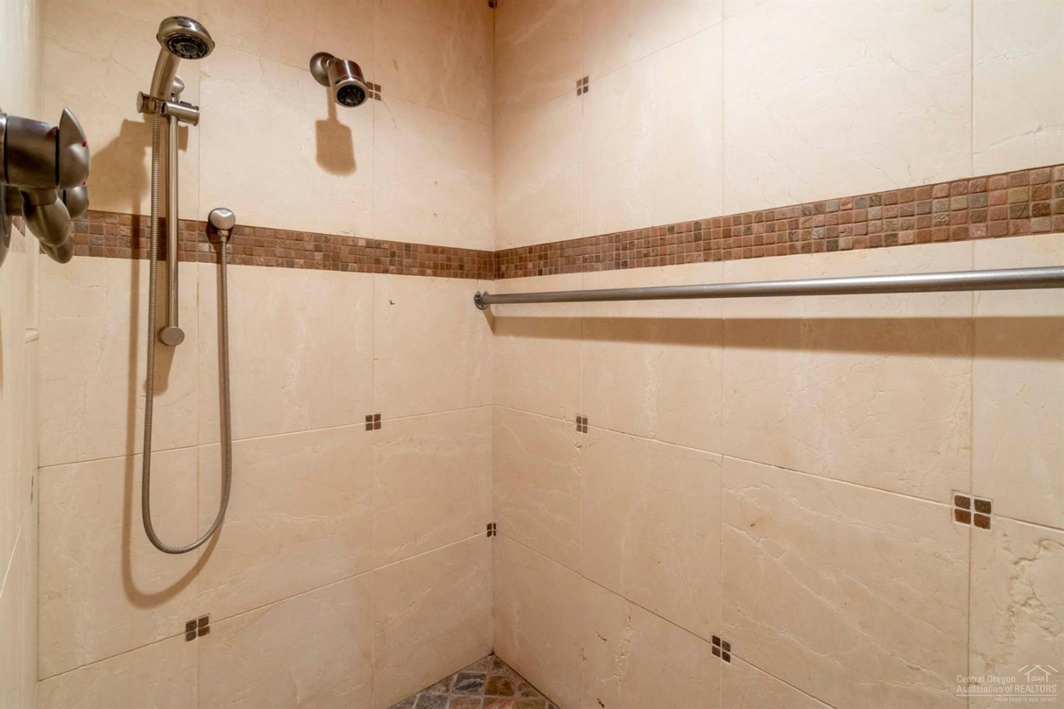 Broken Top - Residential