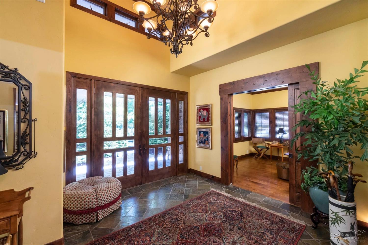 Broken Top - Residential