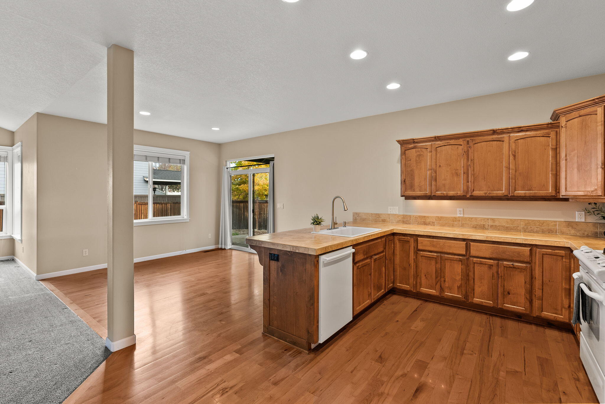 Two Bar Estates - Residential