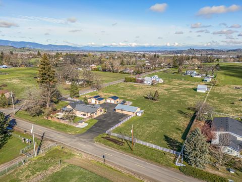 Tiny photo for 3985 Calhoun Road, Medford, OR 97501 (MLS # 220216708)