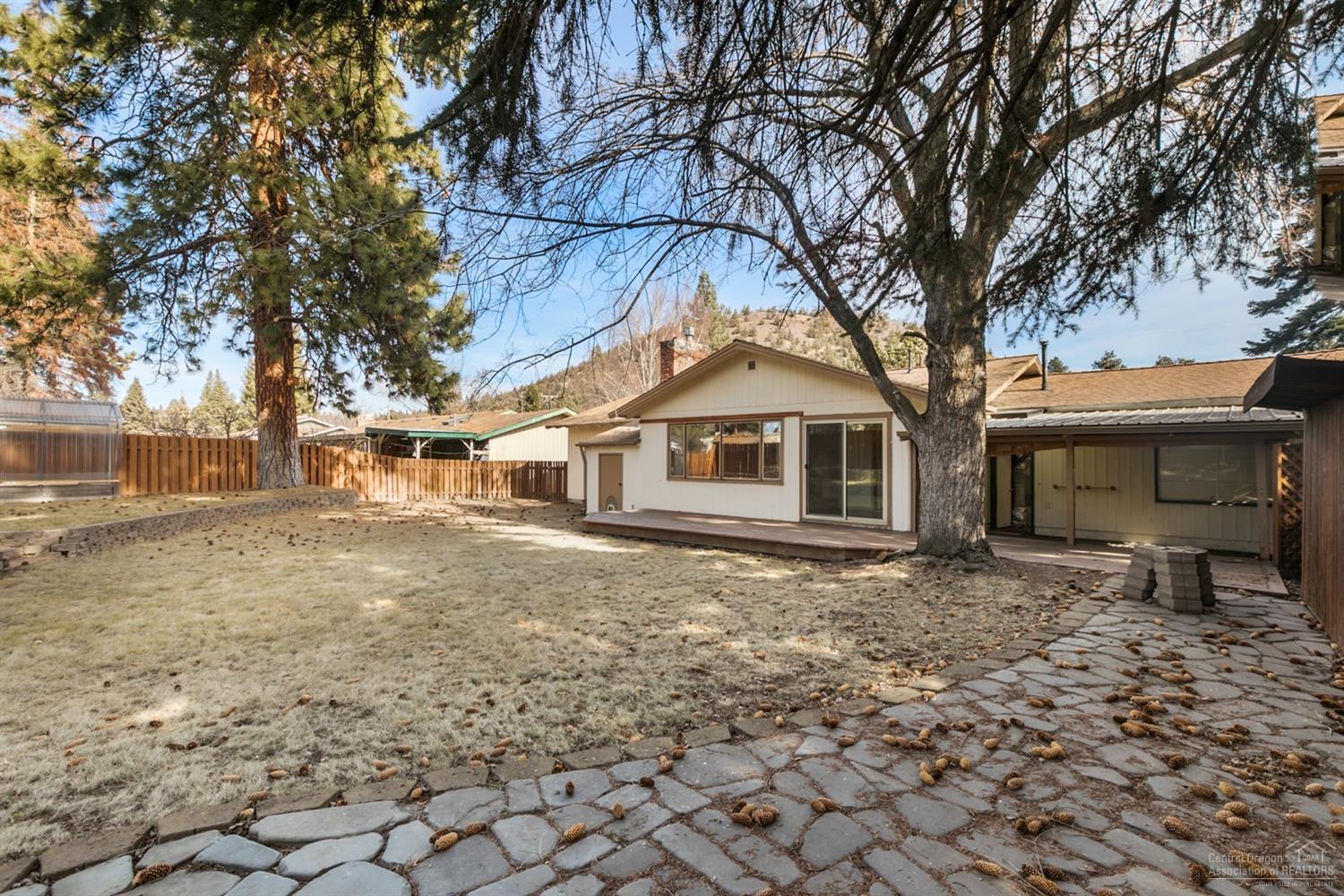 1st Addition Bend Pk - Residential