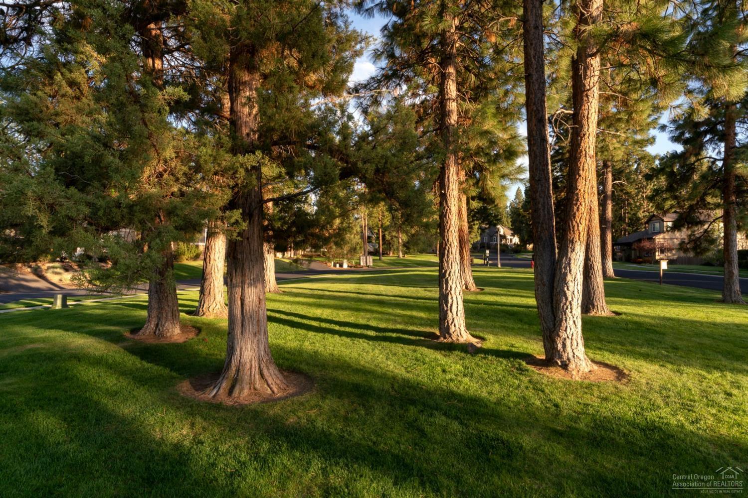 Parks At Broken Top - Land