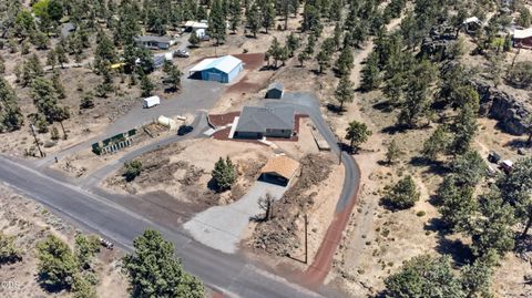 Tiny photo for 4500 NW 52nd Street, Redmond, OR 97756 (MLS # 220223433)