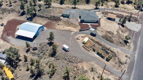 Tiny photo for 4500 NW 52nd Street, Redmond, OR 97756 (MLS # 220223433)