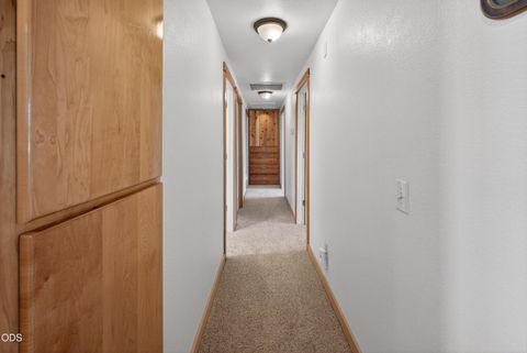 Tiny photo for 4500 NW 52nd Street, Redmond, OR 97756 (MLS # 220223433)