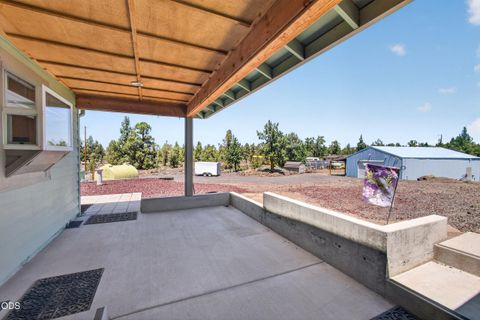 Tiny photo for 4500 NW 52nd Street, Redmond, OR 97756 (MLS # 220223433)