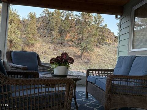 Tiny photo for 4500 NW 52nd Street, Redmond, OR 97756 (MLS # 220223433)