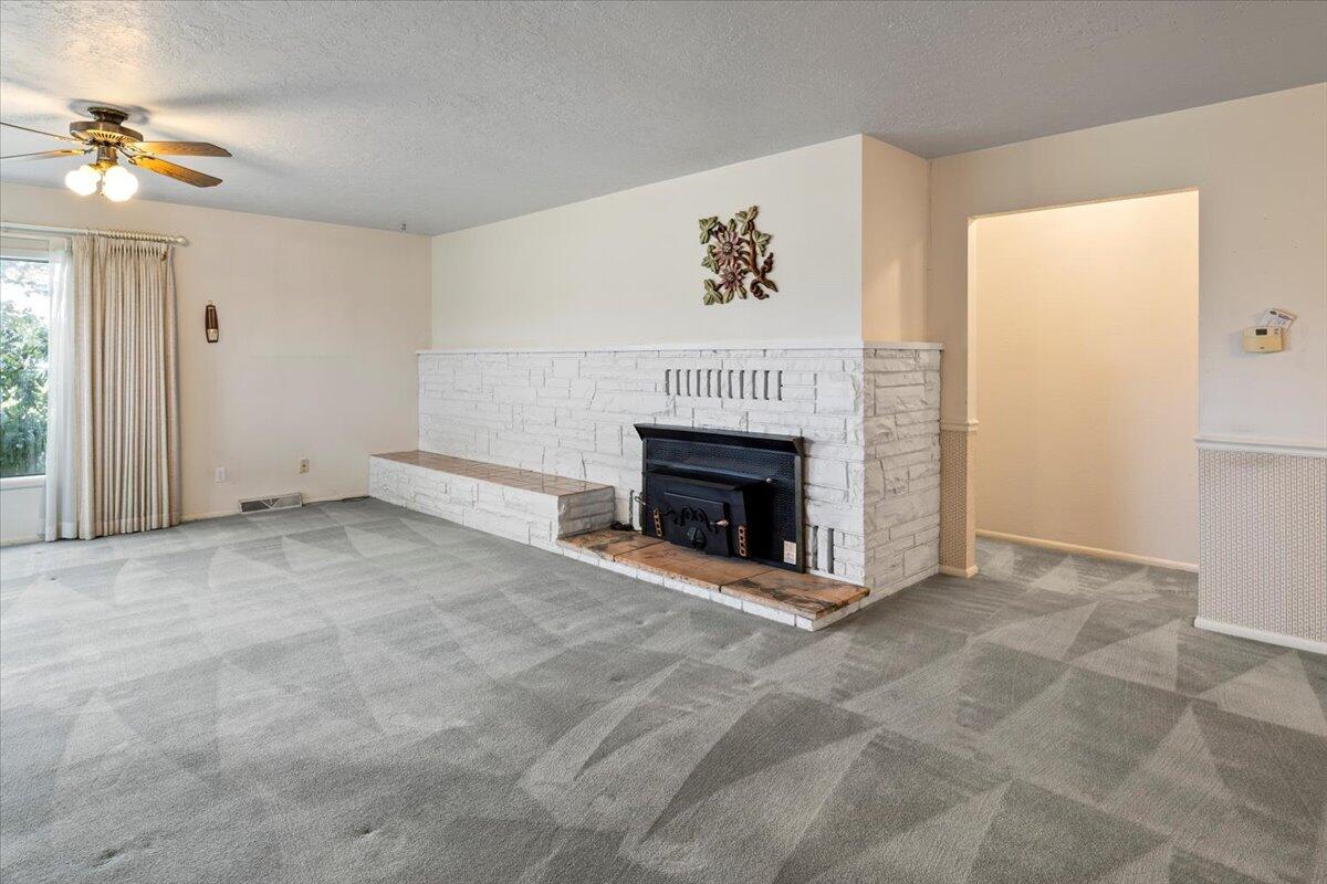 1406 SW 12th Street