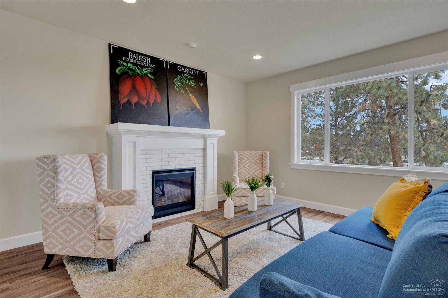 Brookswood Crossing - Residential