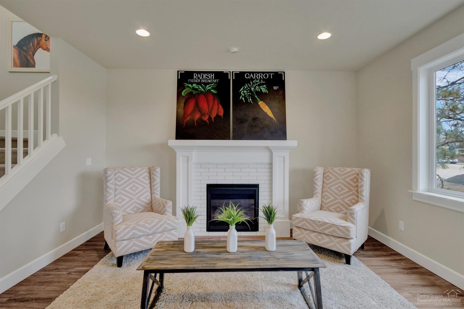 Brookswood Crossing - Residential