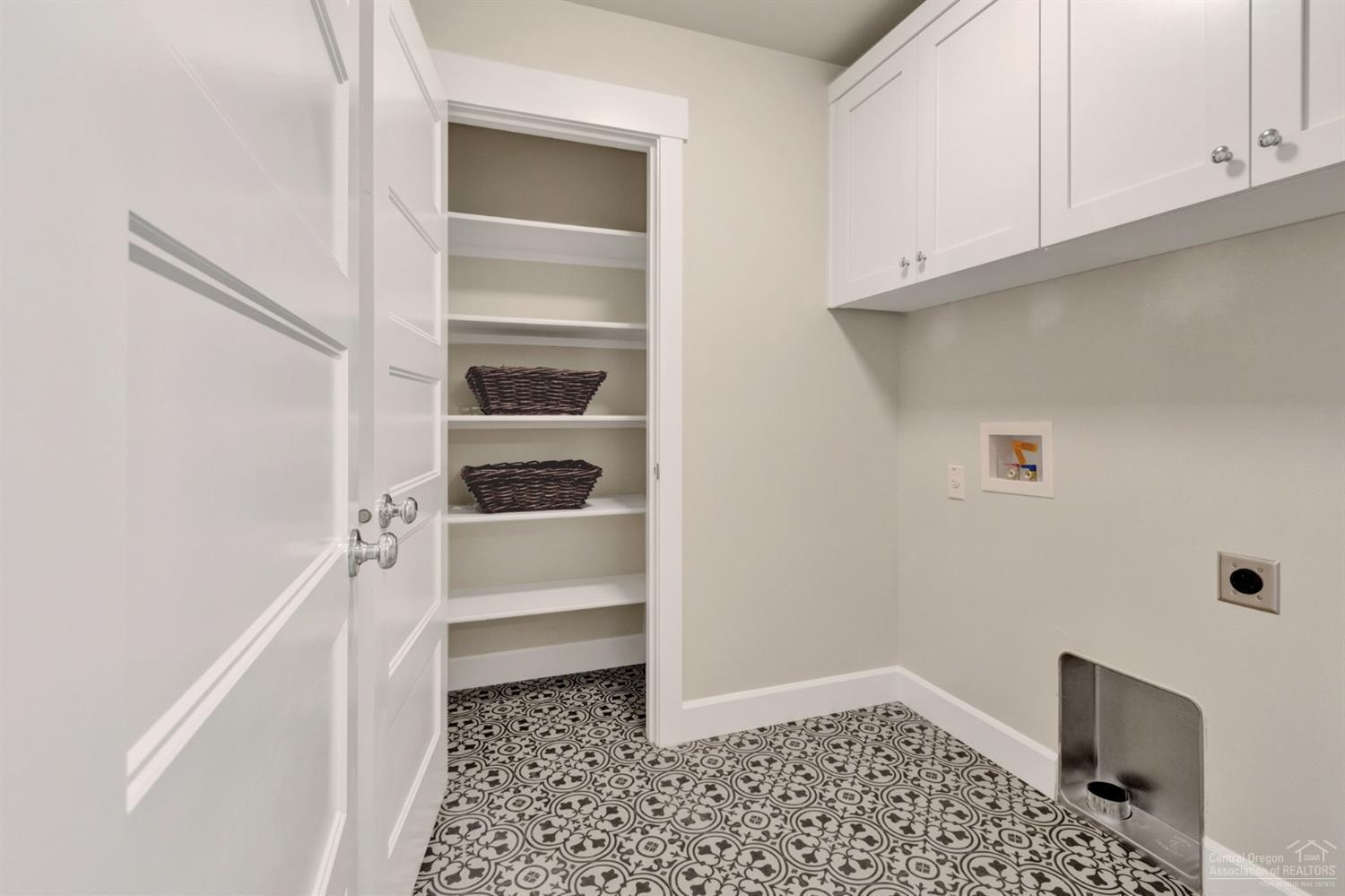 Brookswood Crossing - Residential