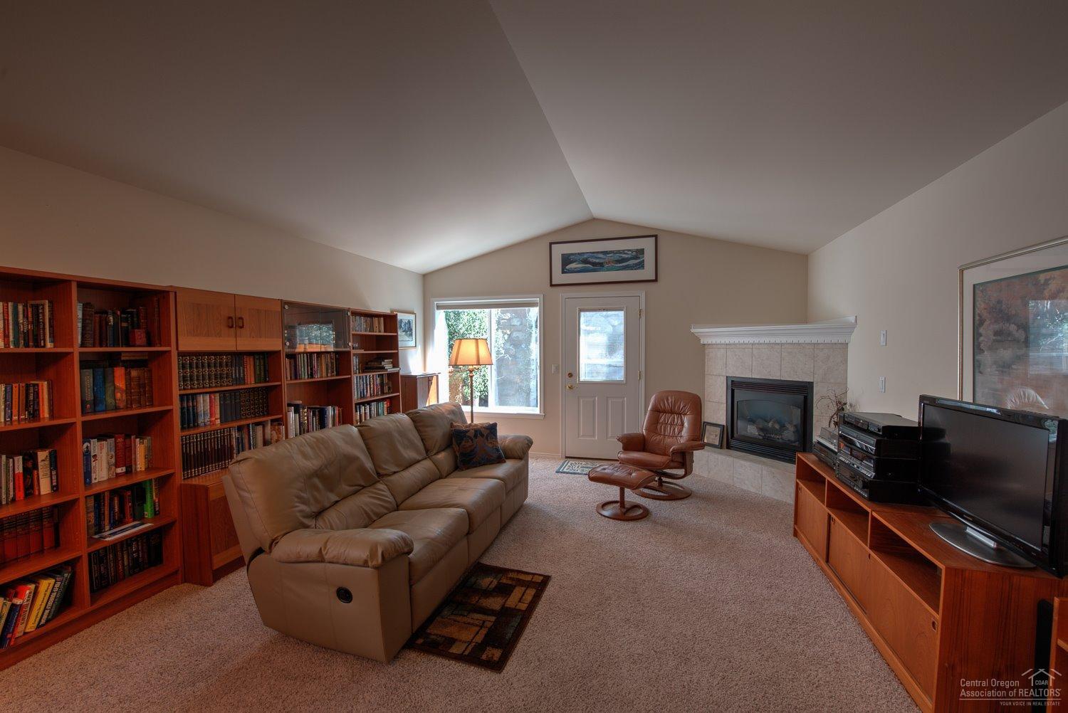 High Pointe - Residential