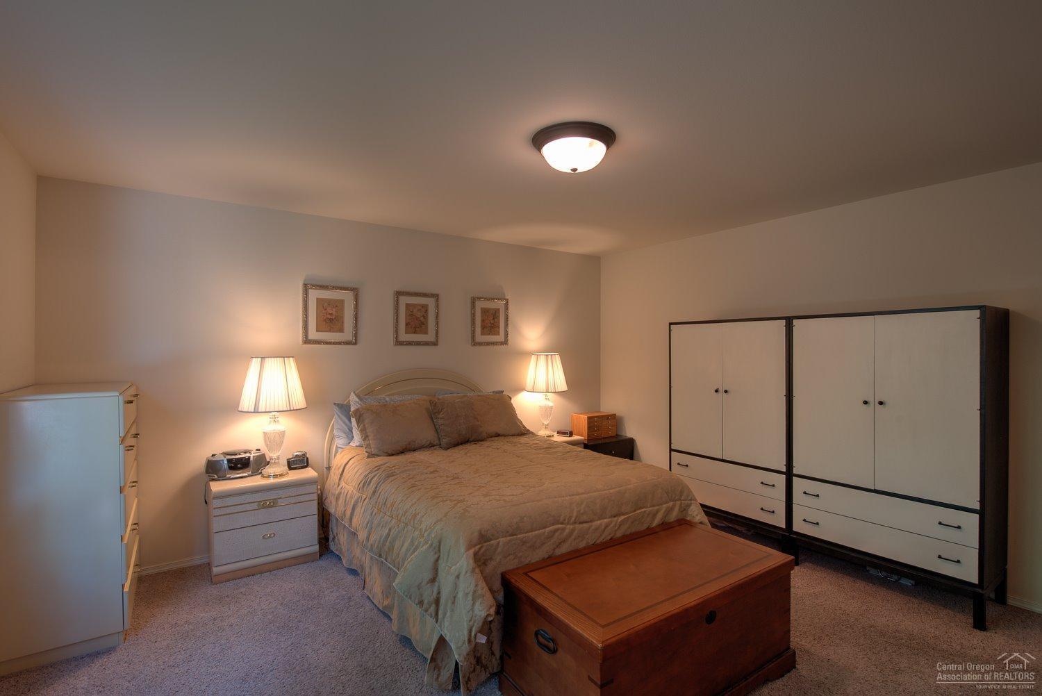 High Pointe - Residential