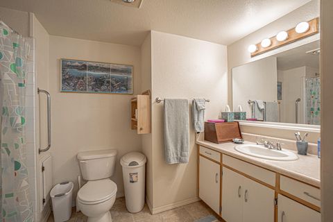 Tiny photo for 295 Tolman Creek Road #1, Ashland, OR 97520 (MLS # 220214802)