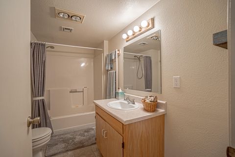 Tiny photo for 295 Tolman Creek Road #1, Ashland, OR 97520 (MLS # 220214802)