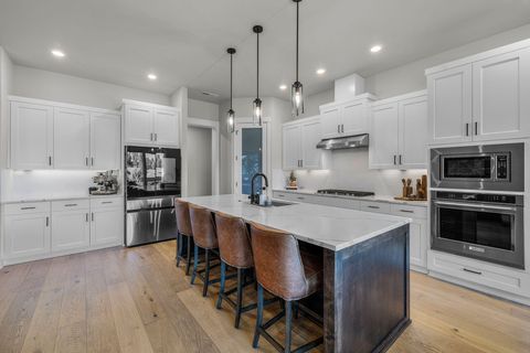 Tiny photo for 2238 NW Brickyard Street, Bend, OR 97703 (MLS # 220220251)