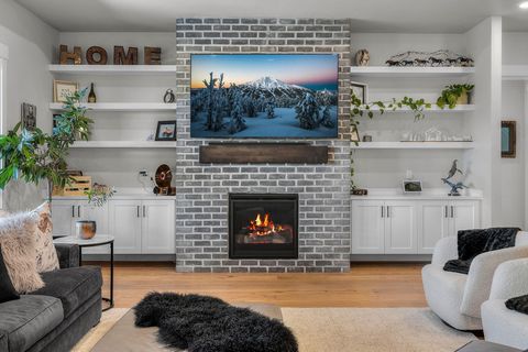 Tiny photo for 2238 NW Brickyard Street, Bend, OR 97703 (MLS # 220220251)