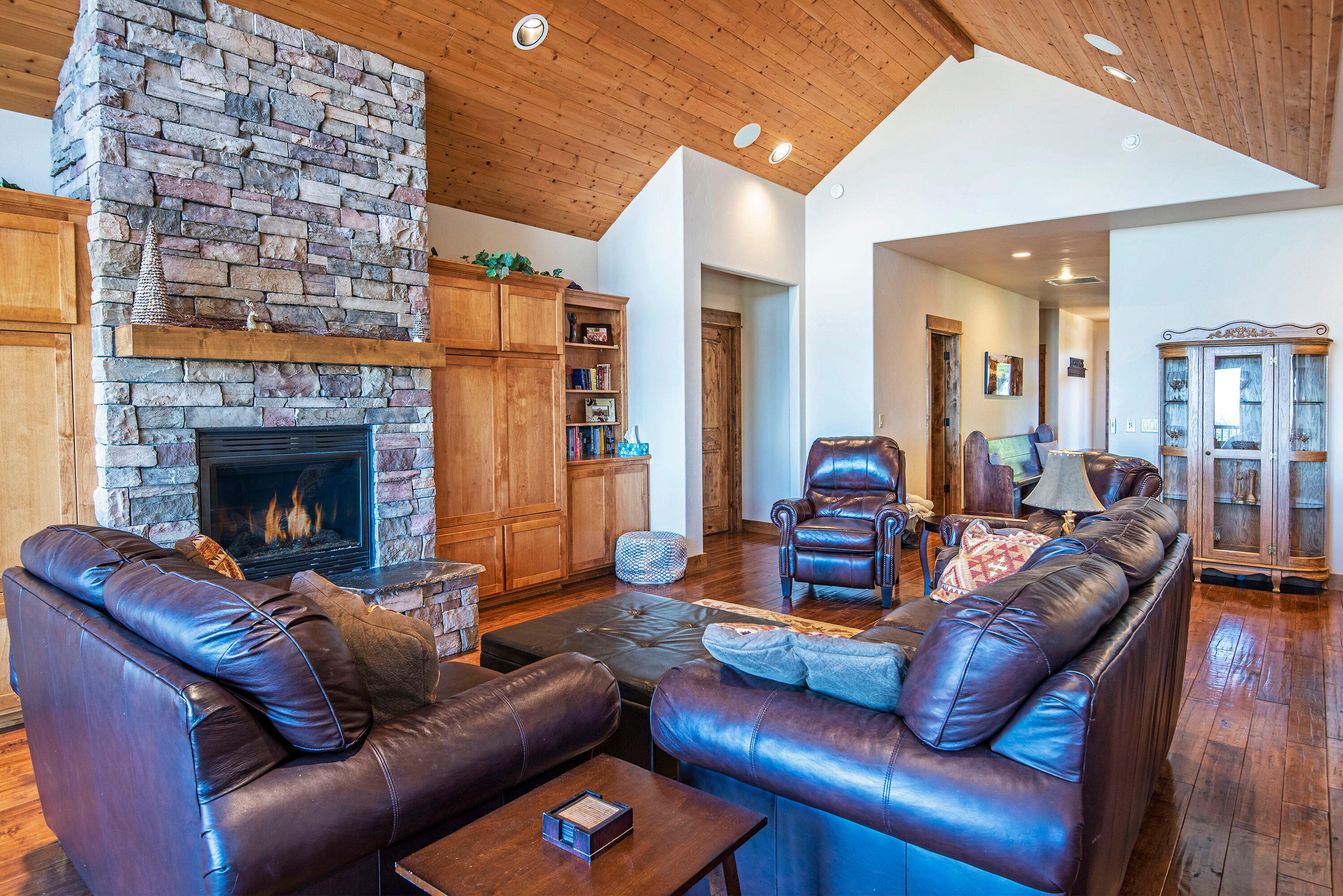 Eagle Crest - Residential