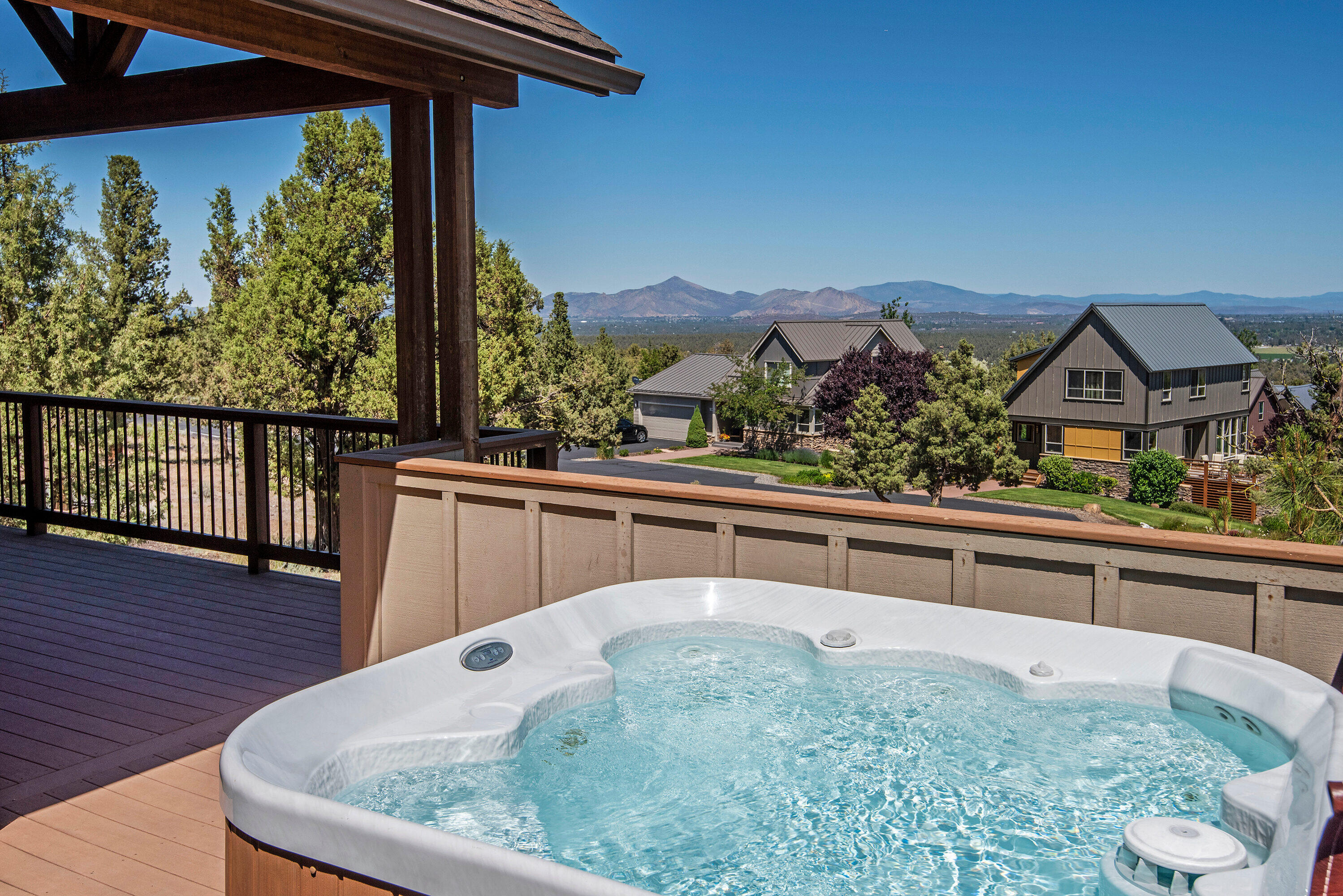 Eagle Crest - Residential