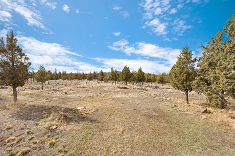 Tiny photo for 4681 SE Adobe Road, Prineville, OR 97754 (MLS # 220217058)
