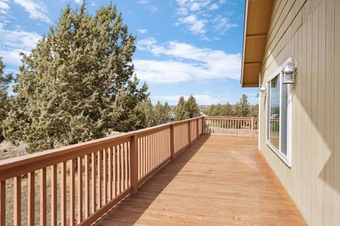 Tiny photo for 4681 SE Adobe Road, Prineville, OR 97754 (MLS # 220217058)