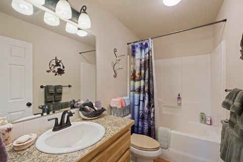 Tiny photo for 4681 SE Adobe Road, Prineville, OR 97754 (MLS # 220217058)