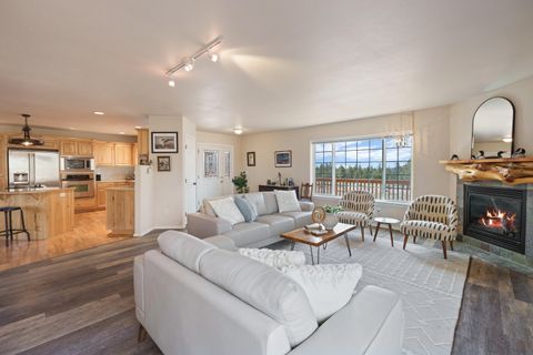 Tiny photo for 4681 SE Adobe Road, Prineville, OR 97754 (MLS # 220217058)