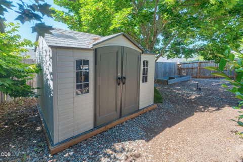 Tiny photo for 109 NW Fall Run Drive, Grants Pass, OR 97526 (MLS # 220227054)
