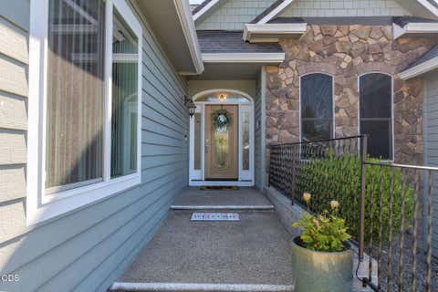 Tiny photo for 109 NW Fall Run Drive, Grants Pass, OR 97526 (MLS # 220227054)