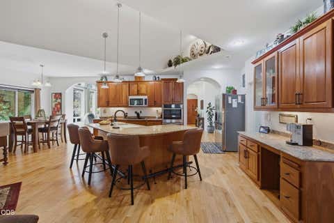 Tiny photo for 109 NW Fall Run Drive, Grants Pass, OR 97526 (MLS # 220227054)