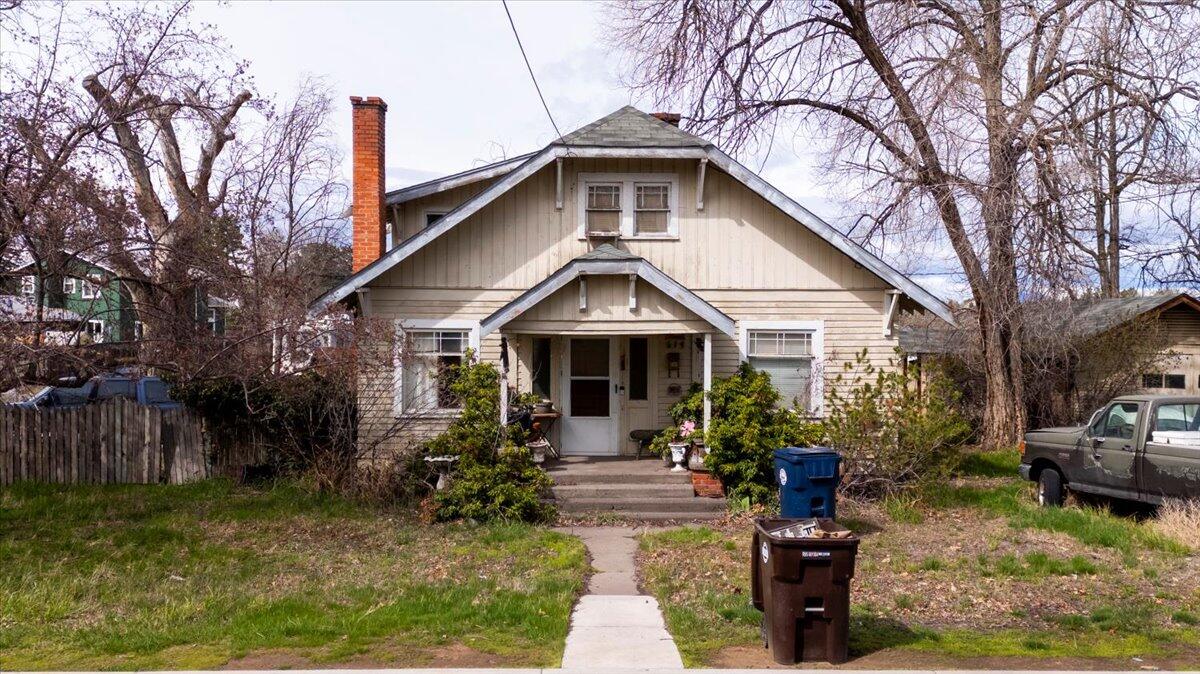 619 SW 15th Street