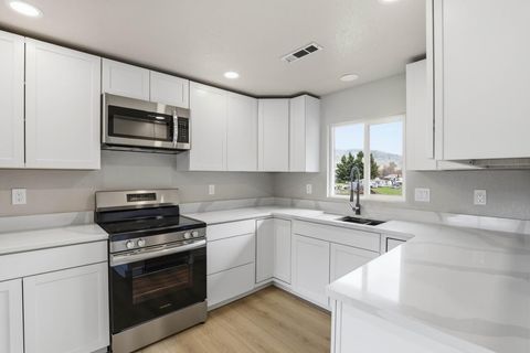 Tiny photo for 8835 Williams Highway, Grants Pass, OR 97527 (MLS # 220220216)