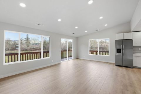 Tiny photo for 8835 Williams Highway, Grants Pass, OR 97527 (MLS # 220220216)