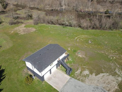 Tiny photo for 8835 Williams Highway, Grants Pass, OR 97527 (MLS # 220220216)