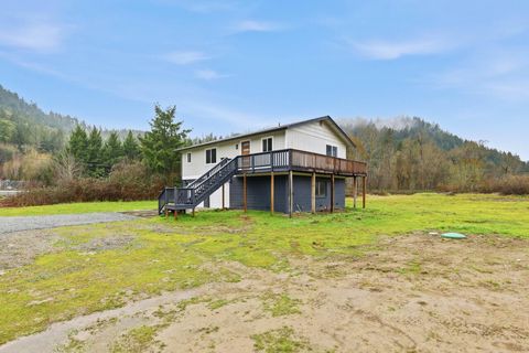 Tiny photo for 8835 Williams Highway, Grants Pass, OR 97527 (MLS # 220220216)