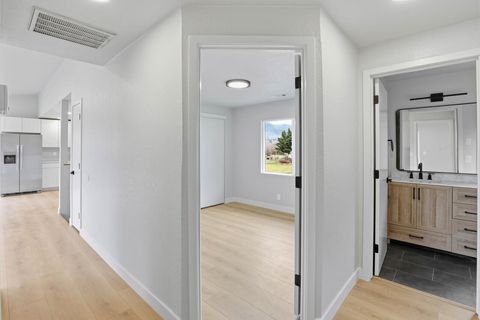 Tiny photo for 8835 Williams Highway, Grants Pass, OR 97527 (MLS # 220220216)