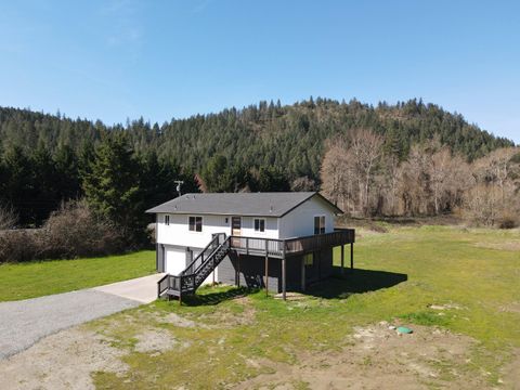 Tiny photo for 8835 Williams Highway, Grants Pass, OR 97527 (MLS # 220220216)